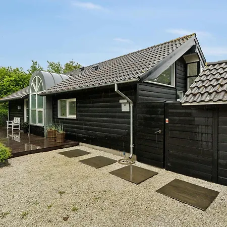 Lovely Summer House With A View And Outdoor Semesterbostad Ebeltoft