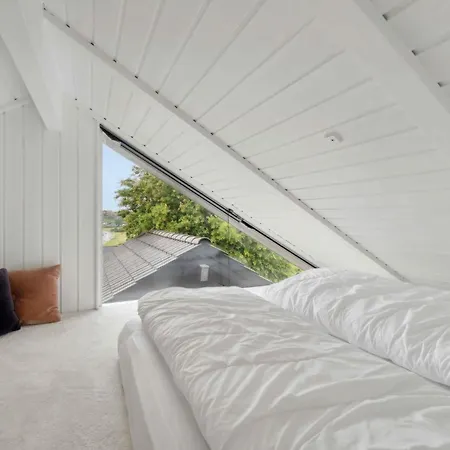 Lovely Summer House With A View And Outdoor Semesterbostad Ebeltoft